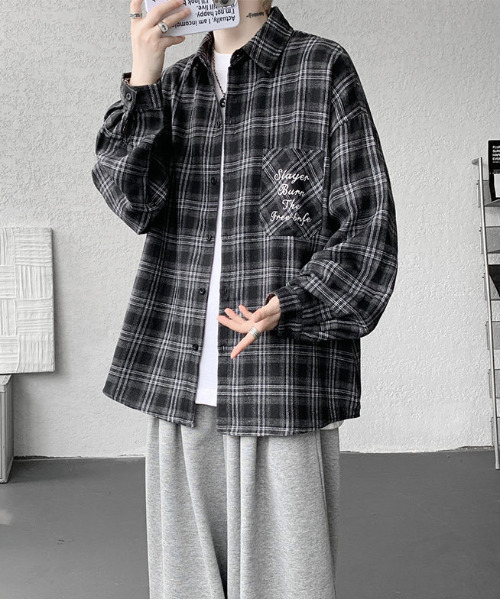 FVLMEN(フルメン)の「【FVLMEN】ロゴ 刺繍 ロングスリーブ チェック シャツ(シャツ/ブラウス・メンズ・レッド/ブラウン/ブラック・X-LARGE/LARGE/MEDIUM)」の8枚目の写真