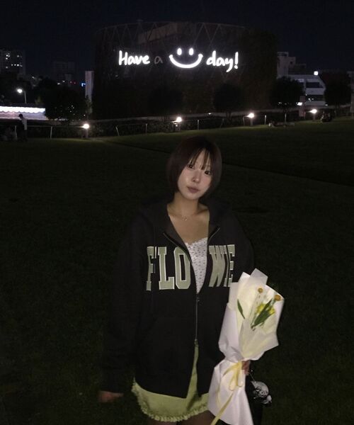 HAVISM(ヘビズム)の「CORDUROY FLOWER ZIP UP HOOD(CHARCOAL)(パーカー・レディース・その他・ONE SIZE)」の3枚目の写真