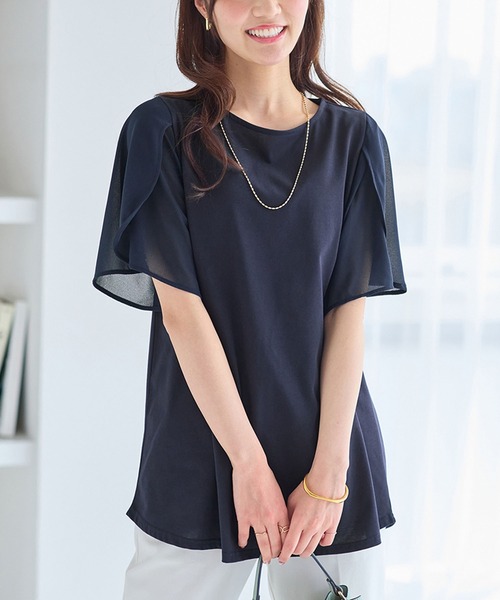 alotta(アロッタ)の「異素材切替チューリップ袖チュニック(シャツ/ブラウス・レディース・ブラック/ブルーパープル/ピンク/ネイビー・LL/L/M)」の18枚目の写真