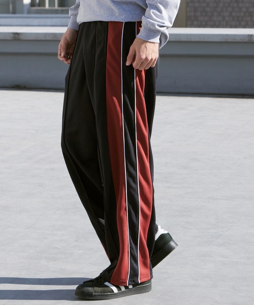 Russell Athletic（ラッセルアスレティック）の「Russell Athletic/ラッセルアスレティック Double Jersey Track PT センターライン イージートラックパンツ ジャージ 2026年春夏（その他パンツ・メンズ・ブラック/ブラウン・M/L/XL）」の14枚目の写真