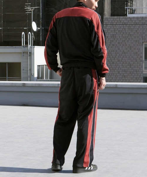 Russell Athletic（ラッセルアスレティック）の「Russell Athletic/ラッセルアスレティック Double Jersey Track PT センターライン イージートラックパンツ ジャージ 2026年春夏（その他パンツ・メンズ・ブラック/ブラウン・M/L/XL）」の20枚目の写真