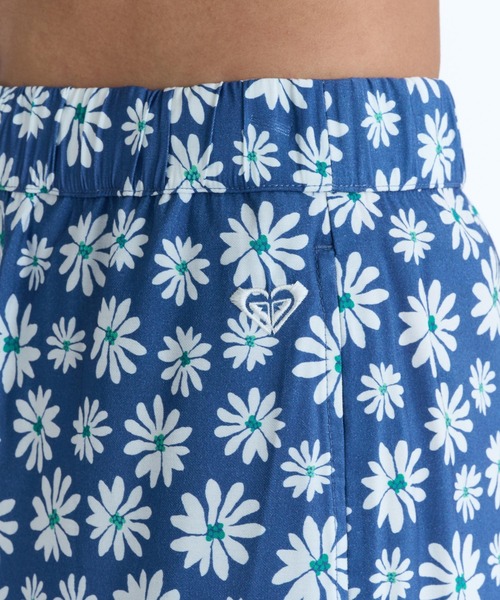 ROXY(ロキシー)の「ROXY ウィメンズ FLOWER SOUL ロングパンツ 【2026年春夏モデル】/ロキシー花柄・ストライプ・チェック柄ボトムス(その他パンツ・レディース・ネイビー/ピンク/グリーン・SMALL/MEDIUM/LARGE)」の18枚目の写真