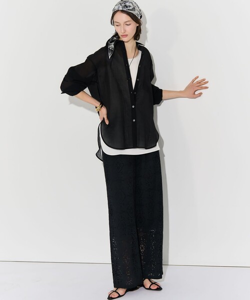 23区(ニジュウサンク)の「ラッセルオーナメントレース ワイド パンツ(その他パンツ・レディース・ホワイト系/ブラック系・40/38)」の4枚目の写真