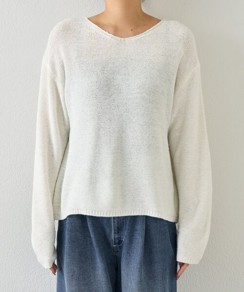 Jena espace merveilleux(ジェナ エスパスメルヴェイユ)の「テープヤーンVニット(ニット/セーター・レディース・パープル/ネイビー/オフホワイト・FREE)」の14枚目の写真