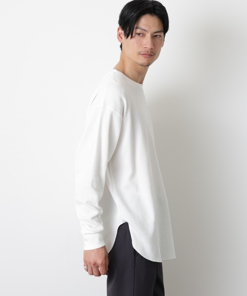 NANO universe(ナノユニバース)の「ミニワッフルクルーネックTシャツ 長袖(Tシャツ/カットソー・メンズ・ホワイト/ブラック/アイボリー・L/M)」の2枚目の写真