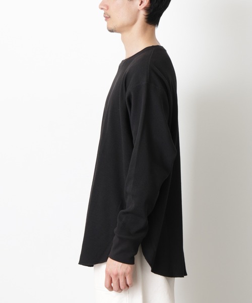 NANO universe(ナノユニバース)の「ミニワッフルクルーネックTシャツ 長袖(Tシャツ/カットソー・メンズ・ホワイト/ブラック/アイボリー・L/M)」の17枚目の写真