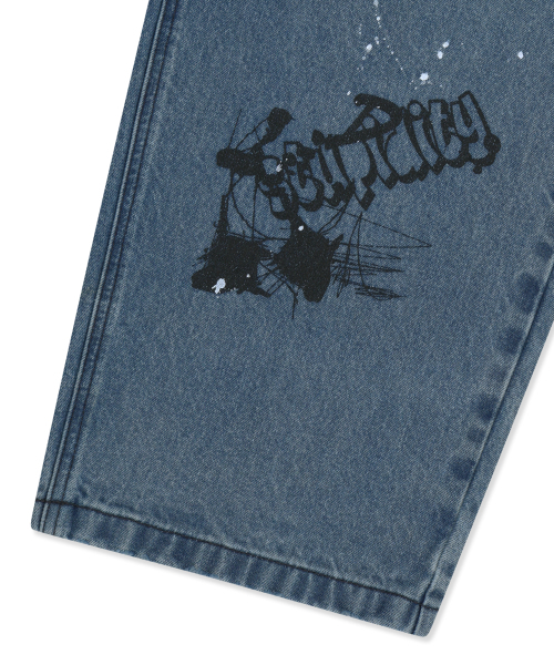 BROWNBREATH（ブラウンブレス）の「GRAFFITI PRINT DENIM PANTS - BLUE（デニムパンツ・レディース・その他・SMALL/MEDIUM/LARGE/X-LARGE）」の8枚目の写真