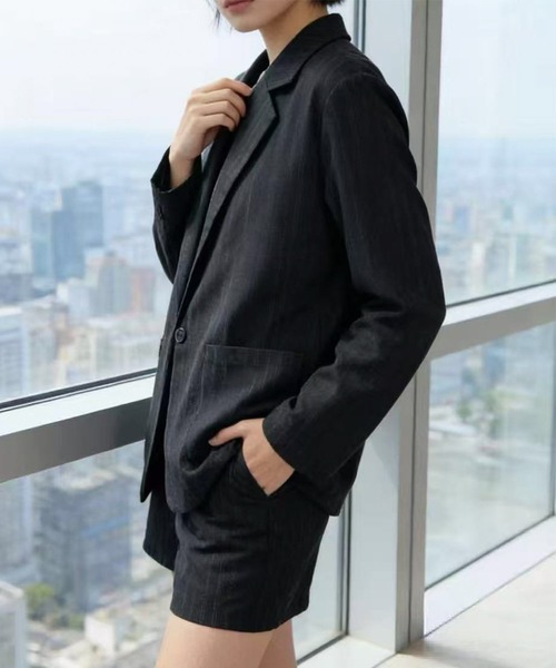 LOWO(ロワ)の「セットアップ ストライプ テーラードジャケット ハーフパンツ 上下セット(セットアップ・レディース・ブルー/オフホワイト/ブラック/ベージュ・FREE)」の3枚目の写真