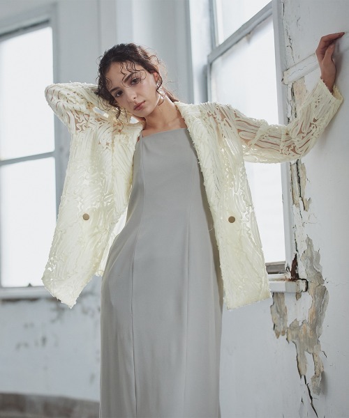 Callarus（カラルス）の「＜単品＞テープ刺繍チュールダブルテーラードジャケット〔Callarus〕（テーラードジャケット・レディース・アイボリー/ブラック・M/L/LL/3L）」の16枚目の写真