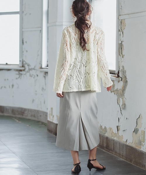 Callarus（カラルス）の「＜単品＞テープ刺繍チュールダブルテーラードシアージャケット〔Callarus〕（テーラードジャケット・レディース・アイボリー/ブラック・M/L/LL/3L）」の22枚目の写真