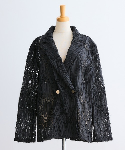 Callarus（カラルス）の「＜単品＞テープ刺繍チュールダブルテーラードジャケット〔Callarus〕（テーラードジャケット・レディース・アイボリー/ブラック・M/L/LL/3L）」の8枚目の写真