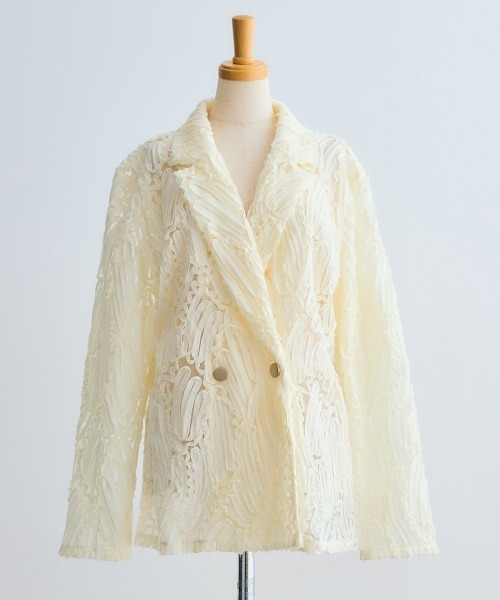 Callarus（カラルス）の「＜単品＞テープ刺繍チュールダブルテーラードジャケット〔Callarus〕（テーラードジャケット・レディース・アイボリー/ブラック・M/L/LL/3L）」の10枚目の写真