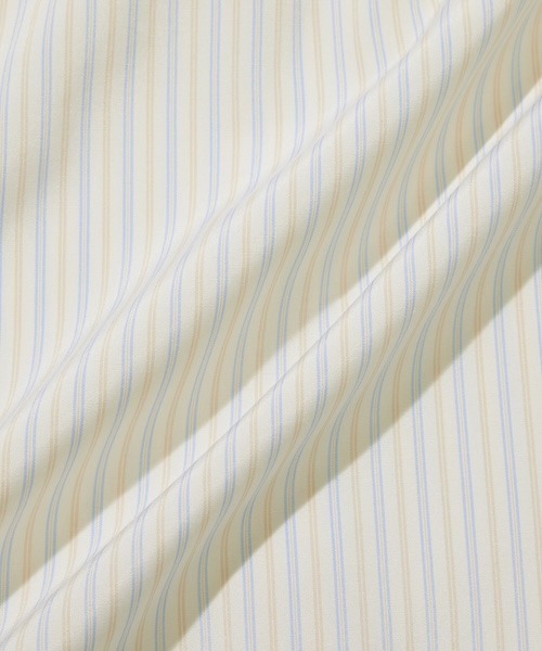 COVERNAT(カバーナット)の「WOMEN OVERSIZED STRIPED SHIRT(シャツ/ブラウス・レディース・アイボリー/ブルー・MEDIUM/SMALL)」の17枚目の写真