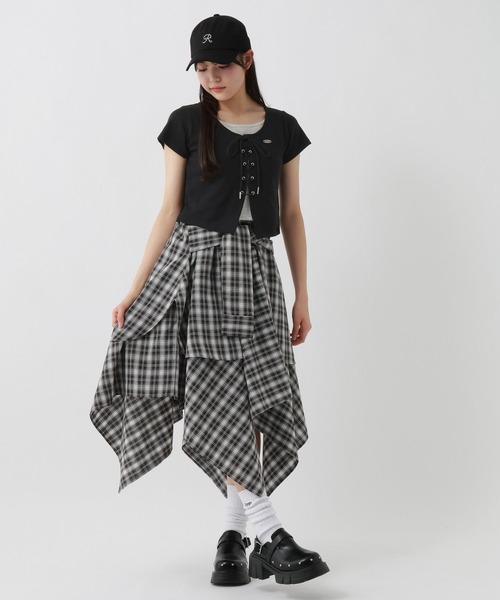repipi armario(レピピ アルマリオ)の「レースアップTシャツ(Tシャツ/カットソー・キッズ・ブラック/オフホワイト/グレー・SMALL/MEDIUM/LARGE)」の6枚目の写真