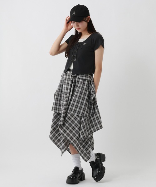 repipi armario(レピピ アルマリオ)の「レースアップTシャツ(Tシャツ/カットソー・キッズ・ブラック/オフホワイト/グレー・SMALL/MEDIUM/LARGE)」の7枚目の写真