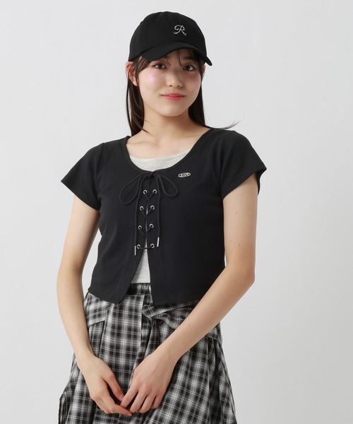 repipi armario(レピピ アルマリオ)の「レースアップTシャツ(Tシャツ/カットソー・キッズ・ブラック/オフホワイト/グレー・SMALL/MEDIUM/LARGE)」の8枚目の写真