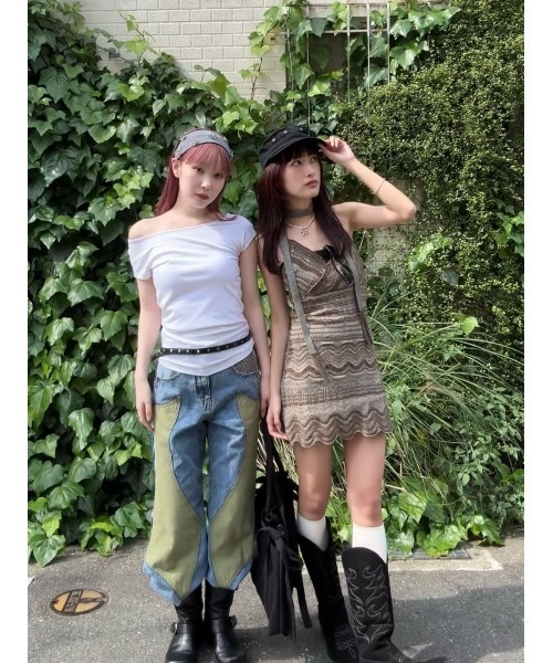 SLY(スライ)の「SIDE HOLE MIDDLE BOOTS サイドホールミドルブーツ 春服(ブーツ・レディース・ブラック・SMALL/MEDIUM/LARGE)」の15枚目の写真