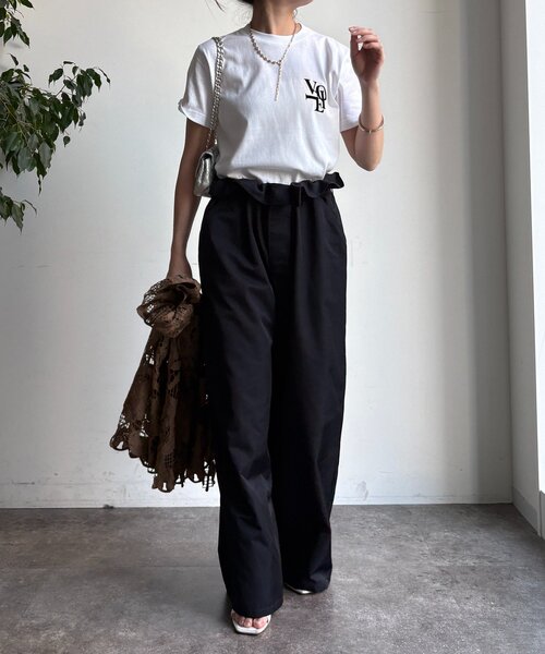 DouDou（ドゥドゥ）の「voileワンポイントフロッキーロゴTEE（Tシャツ/カットソー・レディース・ブラウン/ホワイト/チャコールグレー/グレー・FREE）」の6枚目の写真