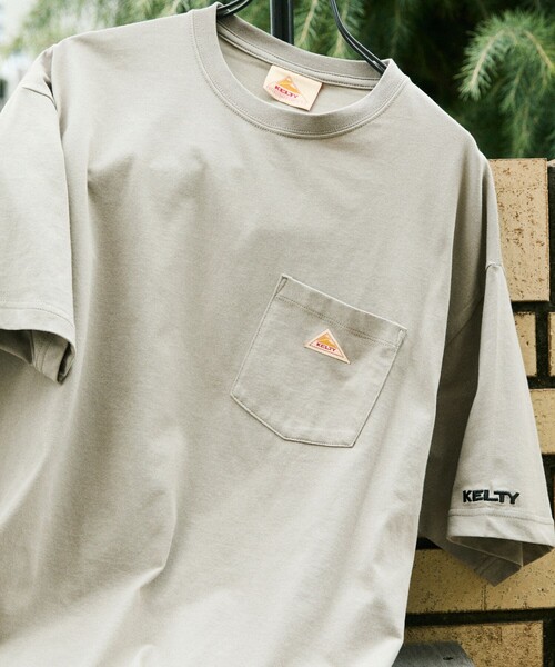 FREAK'S STORE(フリークスストア)の「限定展開 KELTY×FREAK'S STORE ケルティ 別注 ワンポイント ヴィンテージロゴ クルーネック ポケットTシャツ UVカット 接触冷感 吸水速乾(Tシャツ/カットソー・メンズ・オリーブ/ベージュ/スミクロ/ネイビー/ブラック/ピンク/ホワイト/杢グレー・LARGE/MEDIUM/SMALL/X-LARGE)」の5枚目の写真