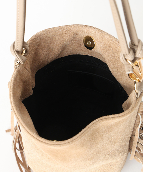 AP STUDIO(エーピーストゥディオ)の「【AULENTTI/オウレンティ】フリンジスエードバッグ(ショルダーバッグ・レディース・ベージュ・FREE)」の15枚目の写真