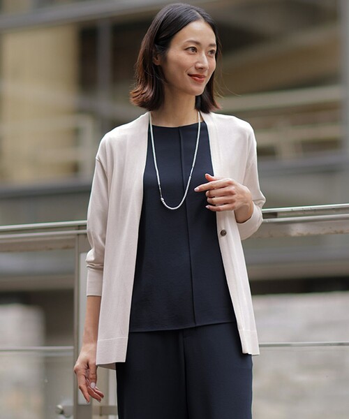 J.PRESS Ladies(J.プレス レディス)の「COOL ヴィスコース ミドル丈 カーディガン(カーディガン/ボレロ・レディース・ベージュ系/ネイビー系/ライトグレー系・SMALL)」の1枚目の写真