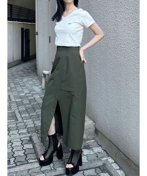 MURUA(ムルーア)の「ライティングロゴプレートTシャツ(Tシャツ/カットソー・レディース・パープル/ブラック/ホワイト・FREE)」の16枚目の写真