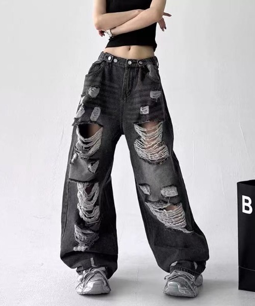 AsRiRe(アスリレイ)の「ダメージデニムワイドパンツ(デニムパンツ・レディース・ブラック/サックスブルー・S/M/L)」の2枚目の写真