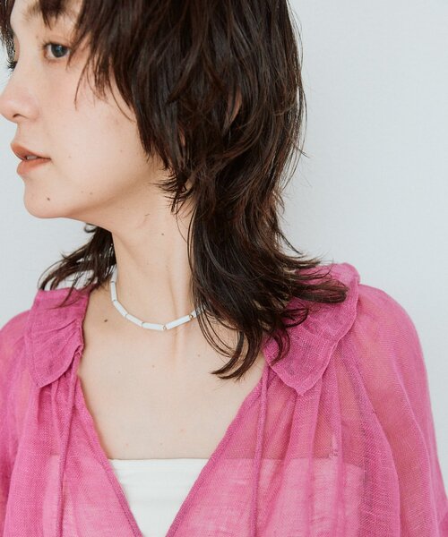 RIVE DROITE（リヴドロワ）の「【程よい抜け感とニュアンスを演出】カラービーズネックレス（ネックレス・レディース・ブラック/サックスブルー・FREE）」の11枚目の写真