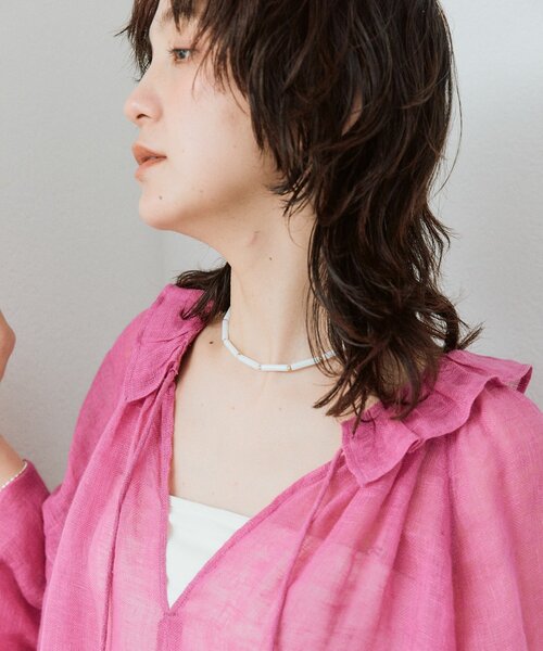 RIVE DROITE（リヴドロワ）の「【程よい抜け感とニュアンスを演出】カラービーズネックレス（ネックレス・レディース・ブラック/サックスブルー・FREE）」の10枚目の写真