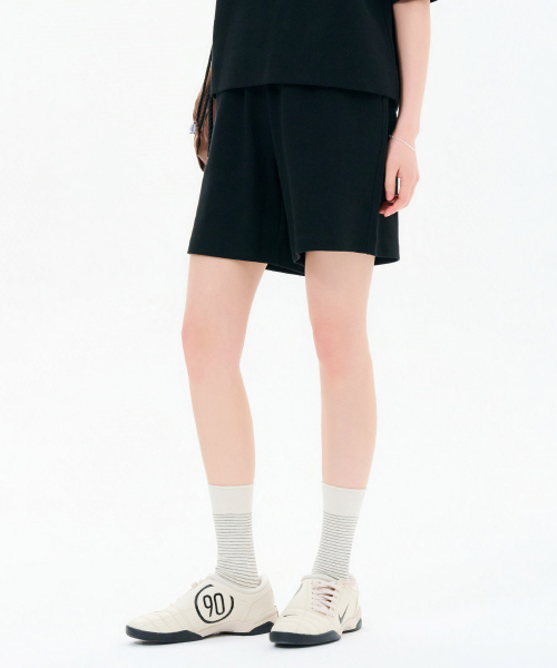 CHASECULT(チェイスカルト)の「レディース 4部 ウォームアップパンツ-FCRG2562E03(その他パンツ・レディース・ブラック・67/70/76)」の2枚目の写真
