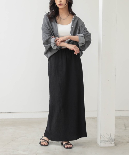 for/c(フォーシー)の「シャーリングナロースカート【サスティナブル】(スカート・レディース・ブラウン/ブラック・L/M)」の10枚目の写真