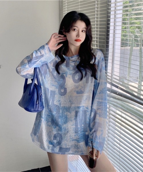 Ritzy(リッツィー)の「Y2K シアーロゴプリントルーズトップス(Tシャツ/カットソー・レディース・イエロー/ブルー・FREE)」の12枚目の写真