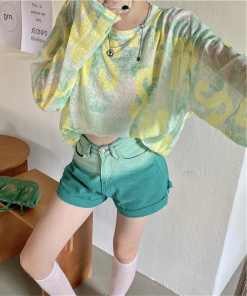 Ritzy(リッツィー)の「Y2K シアーロゴプリントルーズトップス(Tシャツ/カットソー・レディース・イエロー/ブルー・FREE)」の17枚目の写真