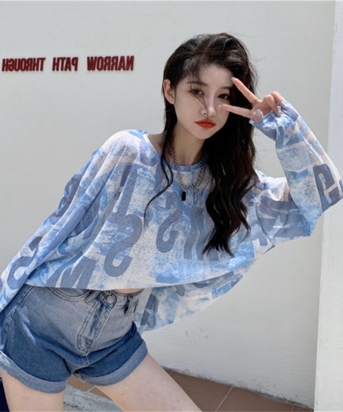Ritzy(リッツィー)の「Y2K シアーロゴプリントルーズトップス(Tシャツ/カットソー・レディース・イエロー/ブルー・FREE)」の8枚目の写真