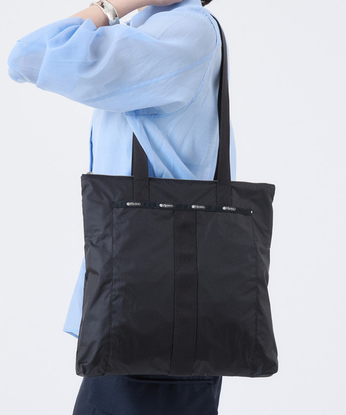 LeSportsac(レスポートサック)の「10TH ESSENTIAL MAGAZINE TOTE ブラックC(トートバッグ・レディース・ブラック・FREE)」の3枚目の写真