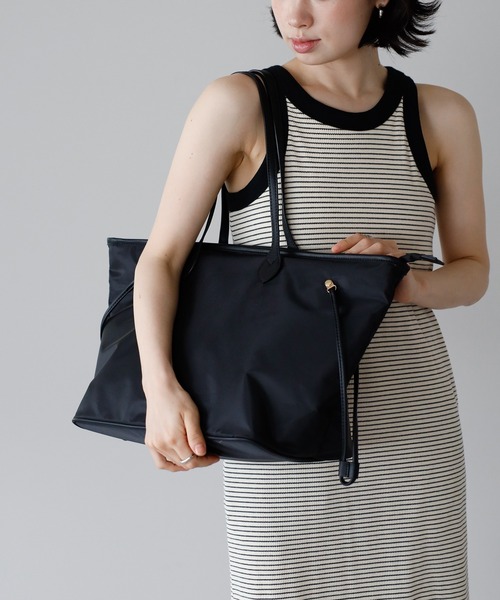 &MARKS(アンドマークス)の「N30【大容量・軽量】ドロストナイロンビッグトート(トートバッグ・レディース・ブラック/ベージュ/カーキ・FREE)」の7枚目の写真
