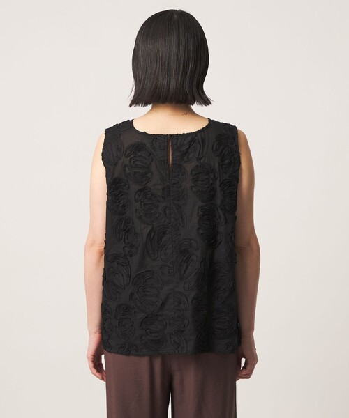 A DAY IN THE LIFE UNITED ARROWS(アデイインザライフユナイテッドアローズ)の「コットンテープ エンブロイダリー ノースリーブブラウス<A DAY IN THE LIFE>(シャツ/ブラウス・レディース・ブラック/オフホワイト・FREE)」の10枚目の写真