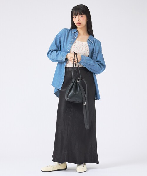 YArKA(ヤーカ)の「【YArKA/ヤーカ】real leather knit embroidery square soulder bag/リアルレザースクエアショルダーバッグ/ユニセックス(ショルダーバッグ・メンズ・ブラック・フリー)」の9枚目の写真