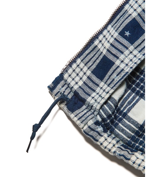 uniform experiment(ユニフォームエクスペリメント)の「STAR PRINT CHECK HOODED BLOUSON(ブルゾン・メンズ・インディゴブルー・1)」の8枚目の写真