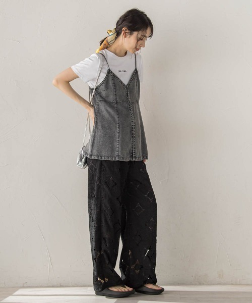 Droite lautreamont(ドロワットロートレアモン)の「Air DENIM キャミビスチェ(キャミソール・レディース・ブラック/ブルー・M)」の11枚目の写真