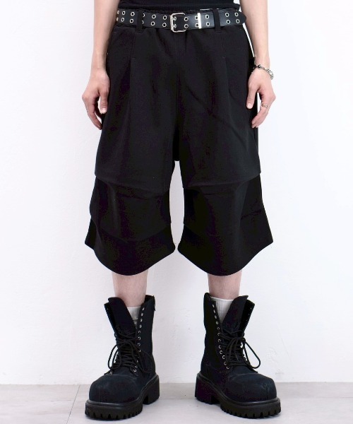 Chikashitsu +(チカシツプラス)の「【Chikashitsu +】volume tuck bermuda sweat pants (2color) / 【チカシツプラス】ボリュームタックバミューダスウェットパンツ(スウェットパンツ・メンズ・グレー/ブラック・ONE SIZE)」の15枚目の写真
