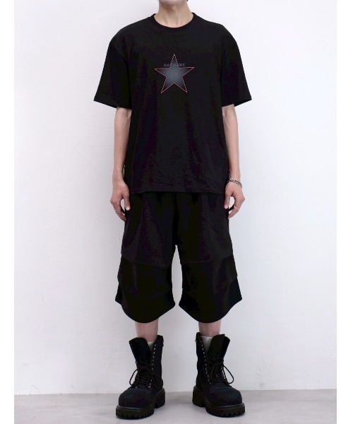Chikashitsu +(チカシツプラス)の「【Chikashitsu +】volume tuck bermuda sweat pants (2color) / 【チカシツプラス】ボリュームタックバミューダスウェットパンツ(スウェットパンツ・メンズ・グレー/ブラック・ONE SIZE)」の12枚目の写真