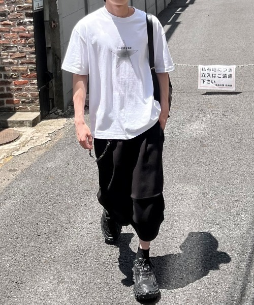 Chikashitsu +(チカシツプラス)の「【Chikashitsu +】volume tuck bermuda sweat pants (2color) / 【チカシツプラス】ボリュームタックバミューダスウェットパンツ(スウェットパンツ・メンズ・グレー/ブラック・ONE SIZE)」の6枚目の写真