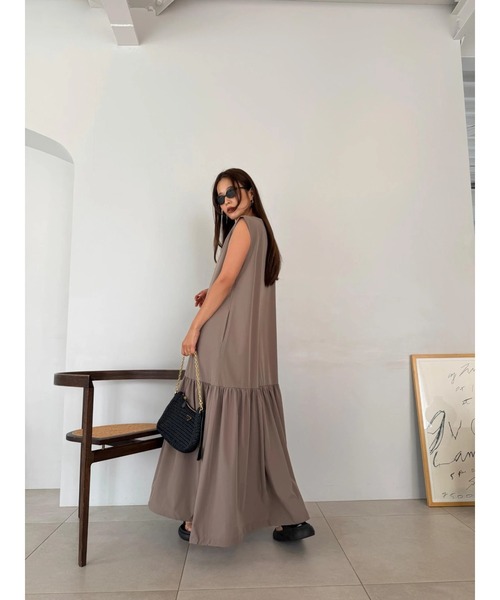 TRUNC(トランクエイティーエイト)の「Ice Touch Keyneck 2Way Dress(ワンピース・レディース・ベージュ/ブラック・FREE)」の14枚目の写真