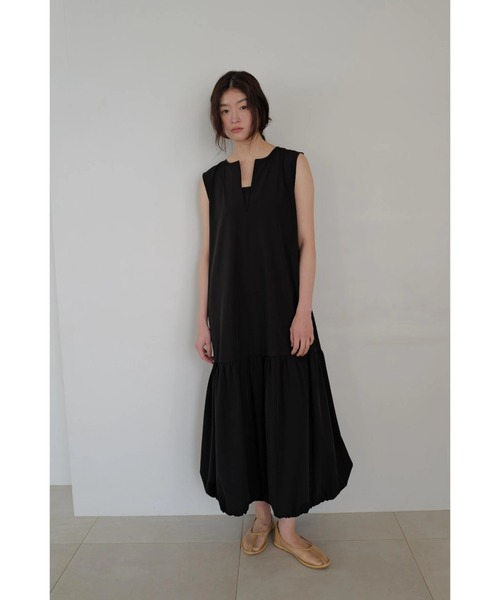 TRUNC(トランクエイティーエイト)の「Ice Touch Keyneck 2Way Dress(ワンピース・レディース・ベージュ/ブラック・FREE)」の5枚目の写真