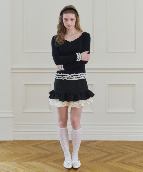 idem（イデム）の「whip frill tops / 配色フリルメロウカットソー（Tシャツ/カットソー・レディース・グレー/ブラック・FREE）」の12枚目の写真