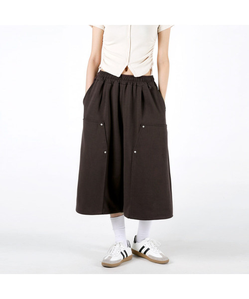UMM（ウム）の「レディース リベットポイント ダブルニーバミューダパンツ 3COLOR（その他パンツ・メンズ・グレー系/ブラウン/ブラック・F）」の3枚目の写真