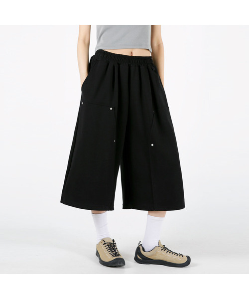 UMM（ウム）の「レディース リベットポイント ダブルニーバミューダパンツ 3COLOR（その他パンツ・メンズ・グレー系/ブラウン/ブラック・F）」の2枚目の写真
