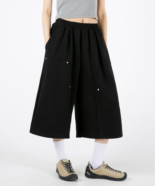UMM（ウム）の「レディース リベットポイント ダブルニーバミューダパンツ 3COLOR（その他パンツ・メンズ・グレー系/ブラウン/ブラック・F）」の10枚目の写真