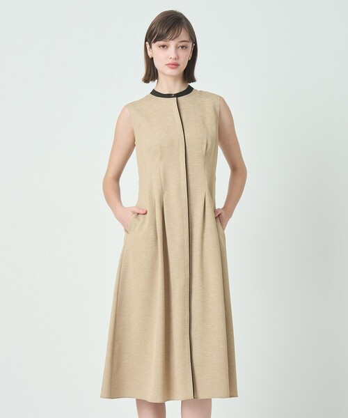 ANAYI(アナイ)の「スラブリネンライクバイカラーワンピース(ワンピース・レディース・ベージュ/ブラック・38/36)」の14枚目の写真